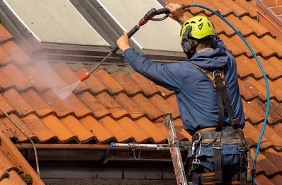 Démoussage et hydrofuge de toiture à Lédat